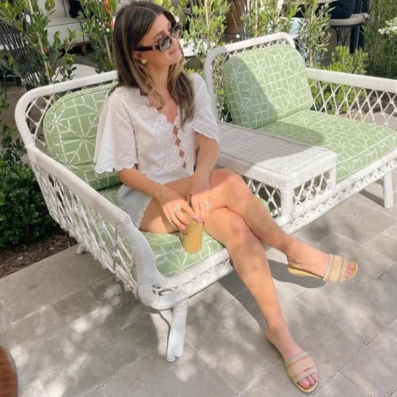 NWT Doen Kacy Embroidered Bow Ribbon Scalloped V Neck Cotton Blouse Top in Salt - Picture 6 of 9